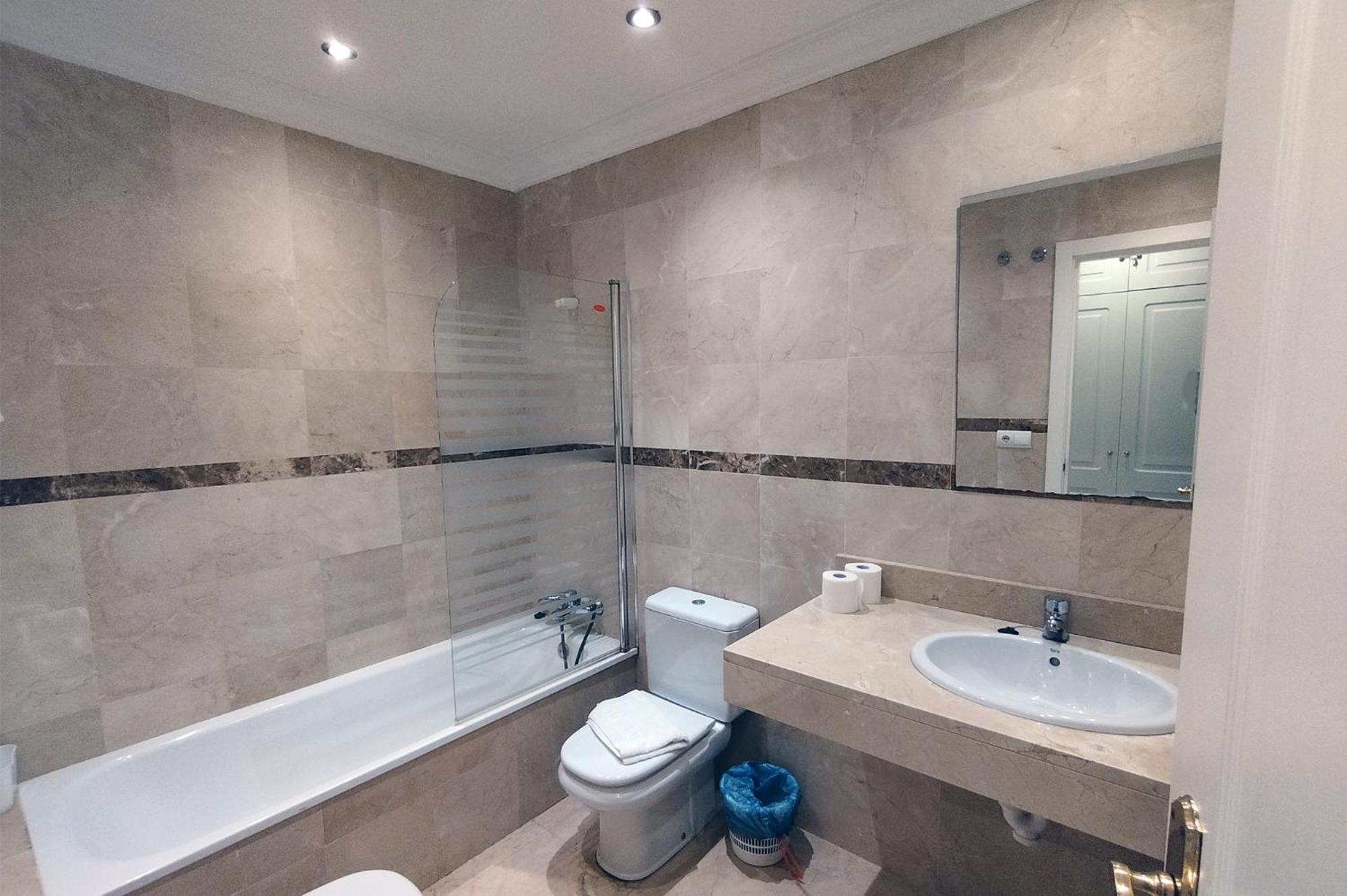 Fragata Apartment Естепона Екстериор снимка