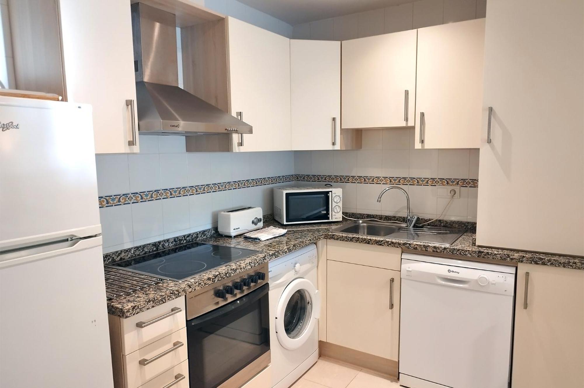 Fragata Apartment Естепона Екстериор снимка