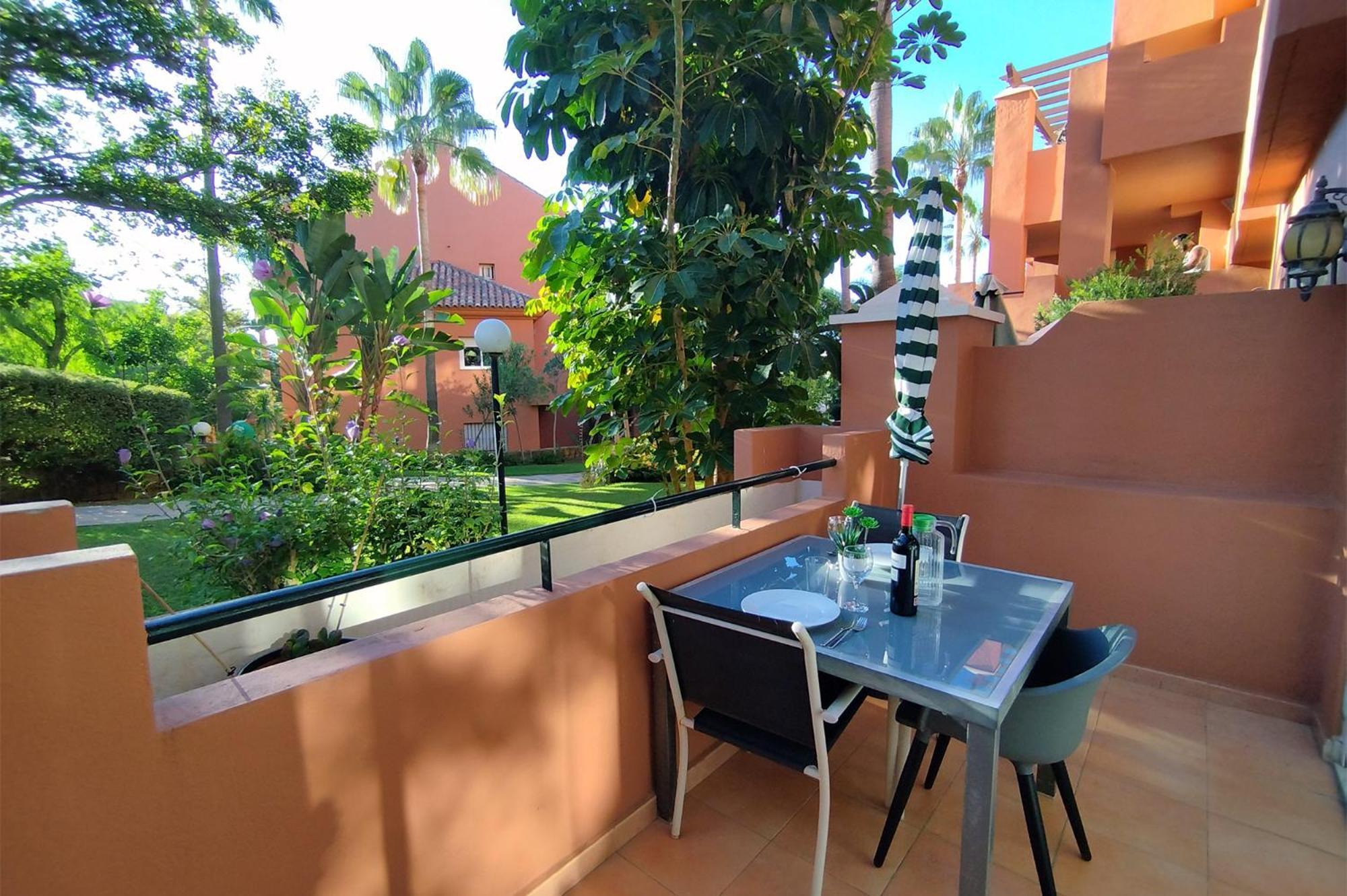 Fragata Apartment Естепона Екстериор снимка